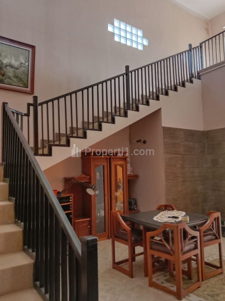 Jual Rumah di Belakang Dago Resort Bandung