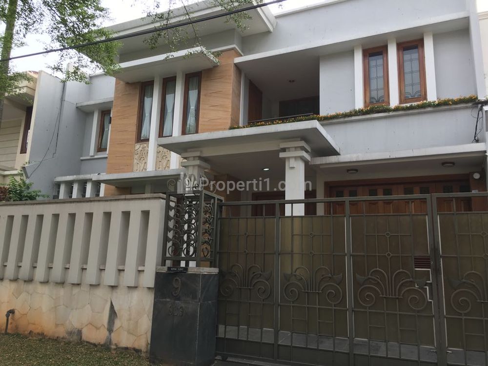 Sewa Rumah di Pondok Indah Jakarta Selatan 3BR Full Furnished