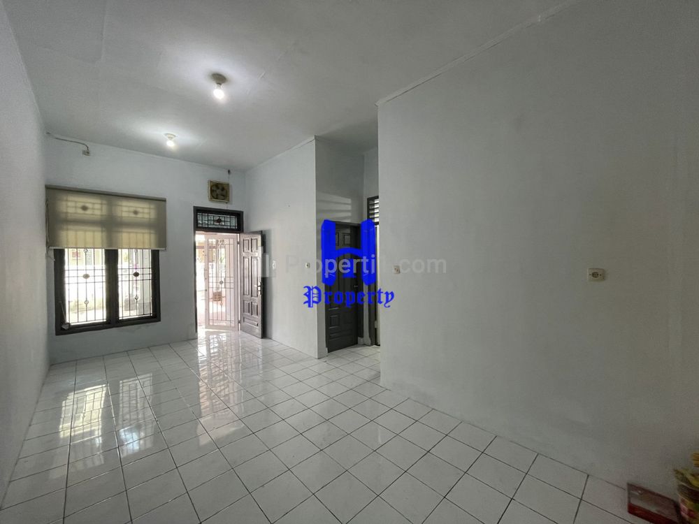 Dijual Rumah di Komplek Cemara Hijau - Medan Kondisi Siap Huni