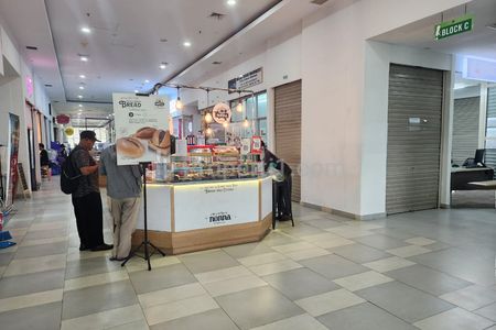 Disewakan Kios Madison Park Lantai Dasar Koridor Utama Dekat Mall Central Park