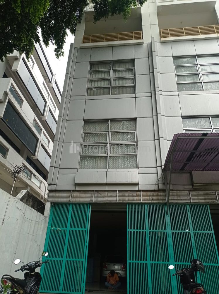 Disewakan Ruko 4 Lantai di Slipi, Palmerah, Jakarta Barat