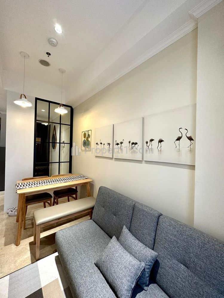 Sewa Apartemen Menteng Park Tower Sapphire Tipe 2 BR Good Furnished - Strategis Area and Best Price