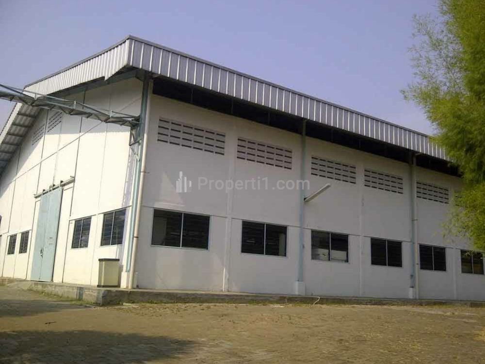Jual Pabrik Tekstil SHM Non Aktif Luas 2,7 Hektar Bangunan 1,5 Hektar di Cibungbulang, Bogor, Jawa Barat