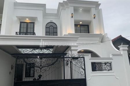 Jual Rumah Mewah Baru di Joglo, Lokasi Strategis Jakarta Barat