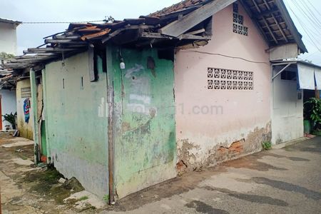 Dijual Rumah Tua Hitung Tanah di Lebak Bulus, Jakarta Selatan