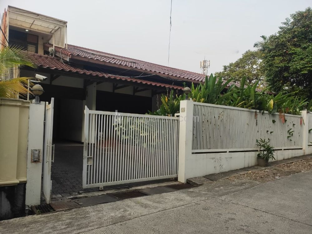 Dijual Murah Rumah Klasik Jalan Bangka Mampang Prapatan Jakarta Selatan