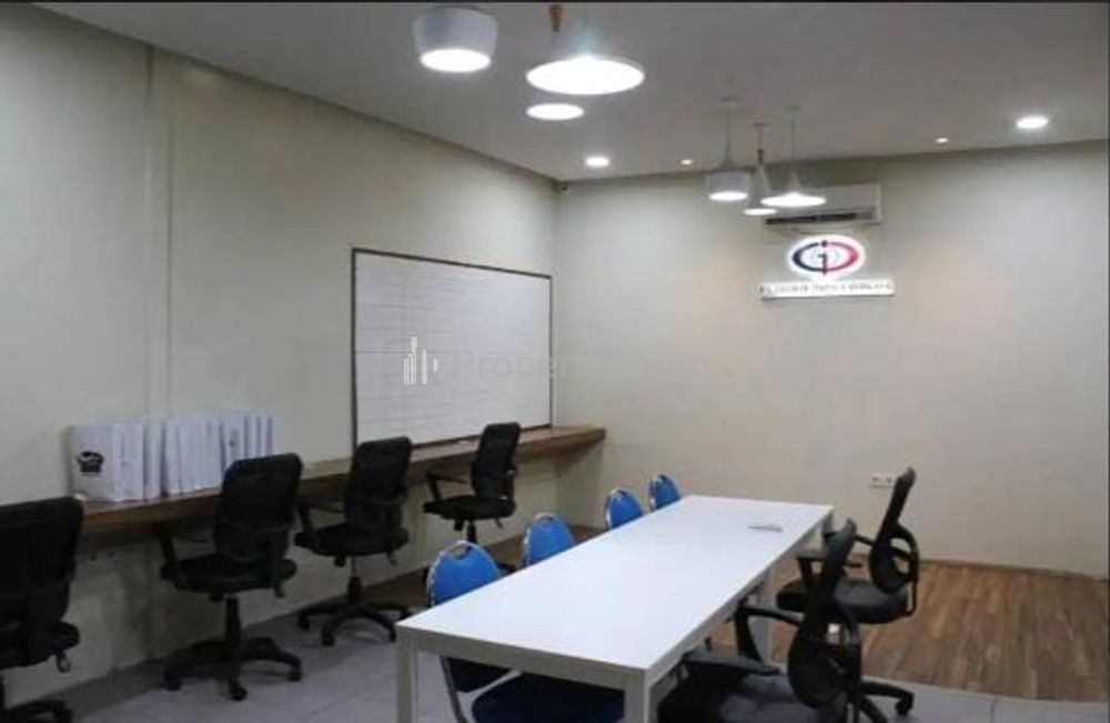 Dijual Gudang di Jalan Industri Raya III, Tangerang