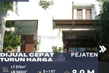 Dijual Rumah Bagus Taman Besar Turun Harga di Pejaten Jakarta Selatan