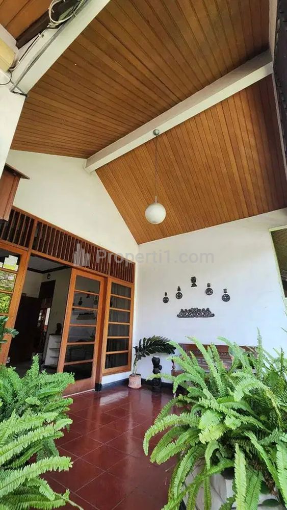 Jual Rumah Bagus Mewah di Jalan Kendangsari Kota Surabaya