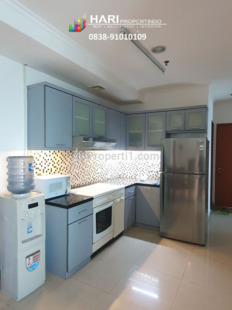 FOR RENT Apartment Hamptons Park Pondok Indah Cipete Cilandak 3BR 108sqm - Furnished Close to JIS PIM MRT Busway