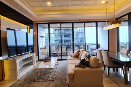 For Rent Good Unit at Luxury Apartment District 8 Senopati 2+1 BR Fully Furnished