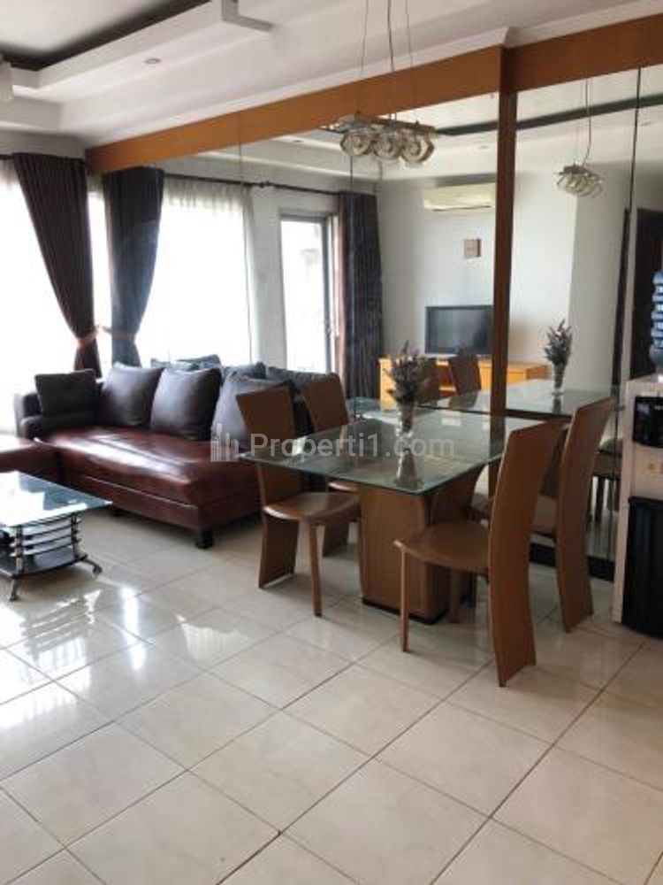 Disewakan Apartemen Sudirman Park 3BR Full Furnished