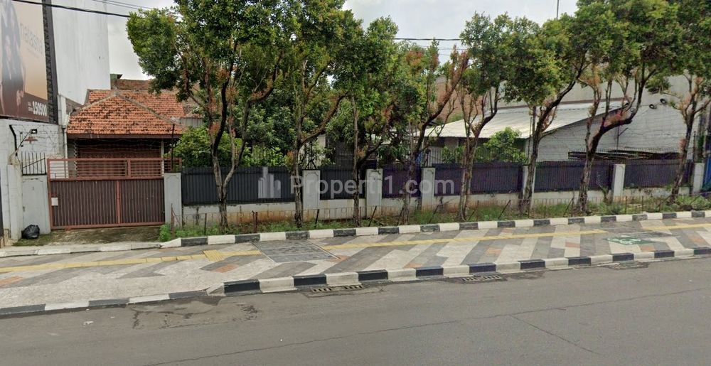 Dijual Rumah di Area Komersil Margonda, Depok, Jawa Barat