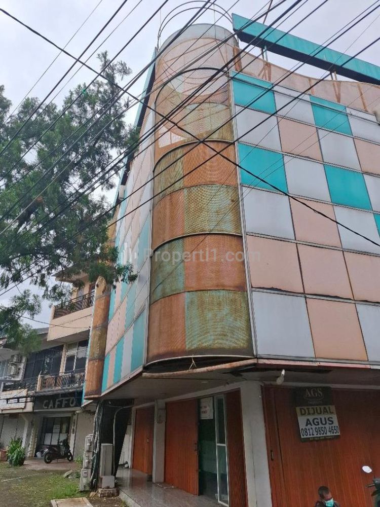 Jual Cepat Ruko Hoek 3 Lantai di kawasan Ruko Cibubur Indah, Jl. Lapangan Tembak, Cibubur Jakarta Timur