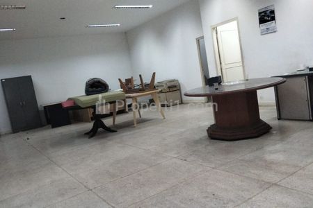 Disewakan Rumah Bentuk Kantor/Ruko di Petojo Selatan, Gambir, Jakarta Pusat