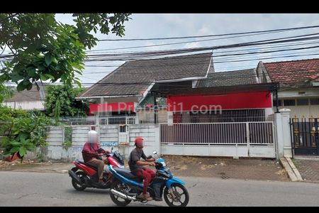 Dijual Rumah Dalam Komplek Mewah di Cinere, Depok