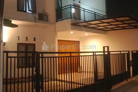 Dijual Rumah dan Rumah Kost di Area Kebon Jeruk RCTI, Jakarta Barat