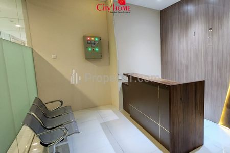 Sewa Ruang Kantor Soho Capital Podomoro City, Furnished Luas 136,07m2