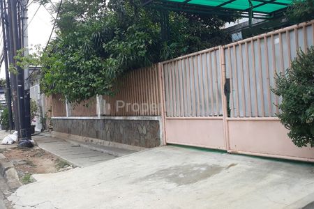 Dijual Rumah Strategis di Cawang, Cipinang Cempedak, Jatinegara, Jakarta Timur