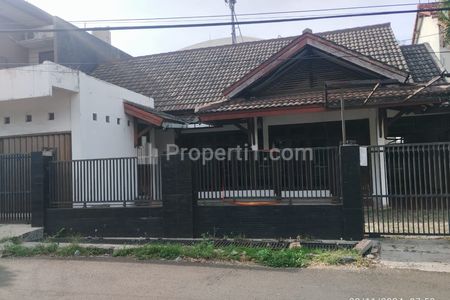 Dijual Rumah Siap Huni dengan Bangunan Multifungsi di Cipinang Melayu, Makasar, Jakarta Timur