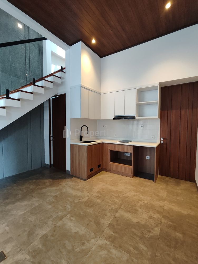 Jual Rumah di Cilandak Jakarta Selatan Dekat Mall Citos - 3BR Semi Furnished