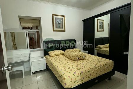 Disewakan Apartemen Mediterania Garden Residences 2 di Central Park Jakarta Barat - 3+1 BR Furnished