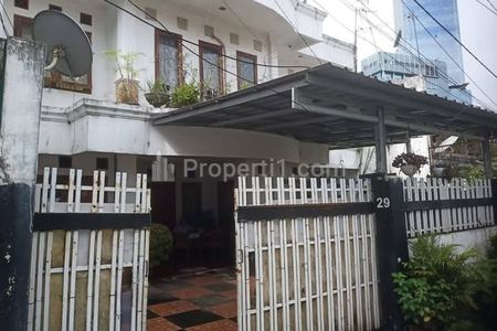 Jual Rumah SHM Nego, Akses Satu Mobil Lega, Dekat Senopati, Suryo, Birah, SCBD, Senayan, Cikajang, Rawa Barat, Kebayoran Baru, Jakarta Selatan