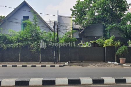 Jual Rumah Townhouse 9 Unit di Raya Prapanca Kota Jakarta Selatan