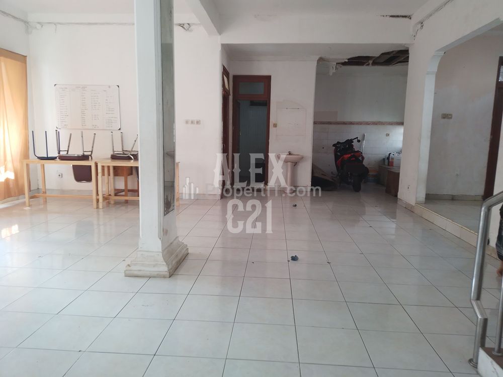 Dijual Rumah dan Kostan di Duren Sawit, Jakarta Timur
