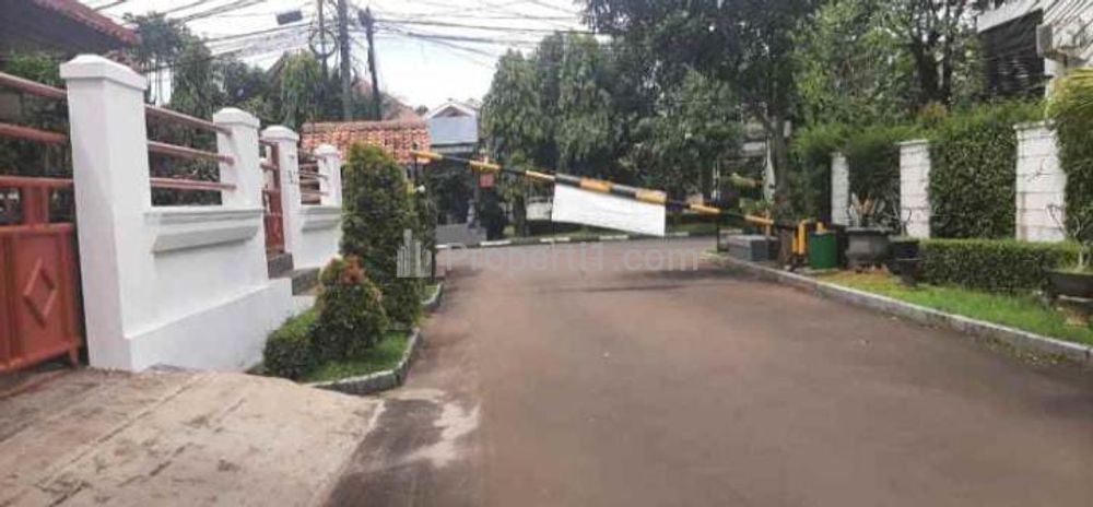 Dijual Rumah Siap Huni di Jalan Camar III, Kota Tangerang