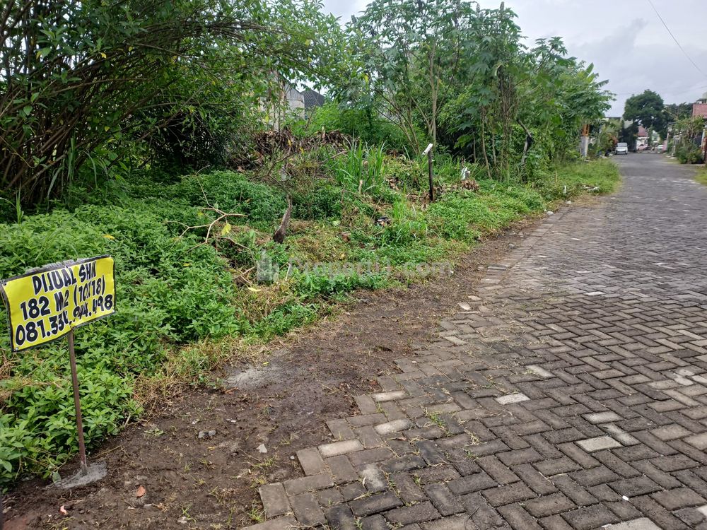 Jual Tanah SHM 182m2 (10x18) di Jalan Simpang Danau Yamur Malang