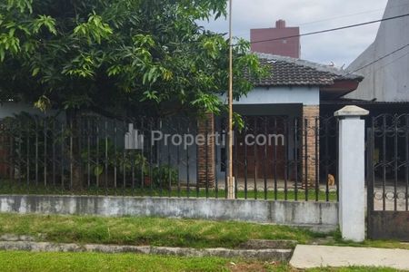 Dijual Rumah Lama 1 Lantai Daerah Bersih dan Nyaman di Jatiwaringin, Pondok Gede, Bekasi