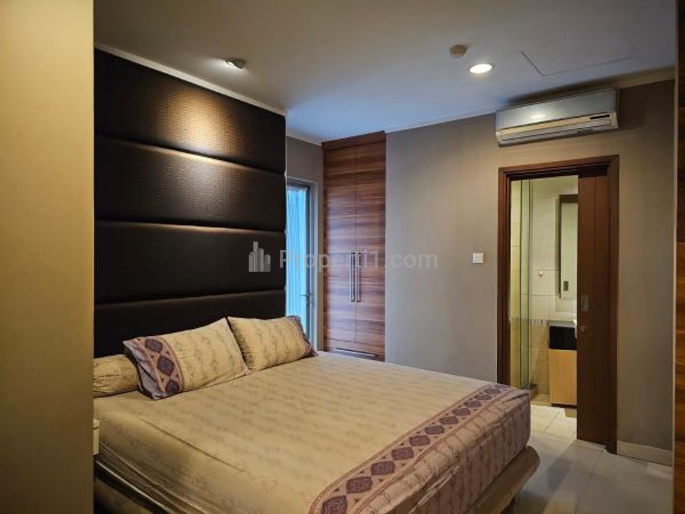 Sewa Apartemen Sahid Sudirman Residence Tipe 2+1 BR Good Furnished