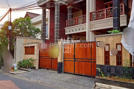 Dijual Town House Siap Huni Pejaten Barat, Pasar Minggu, Jakarta Selatan