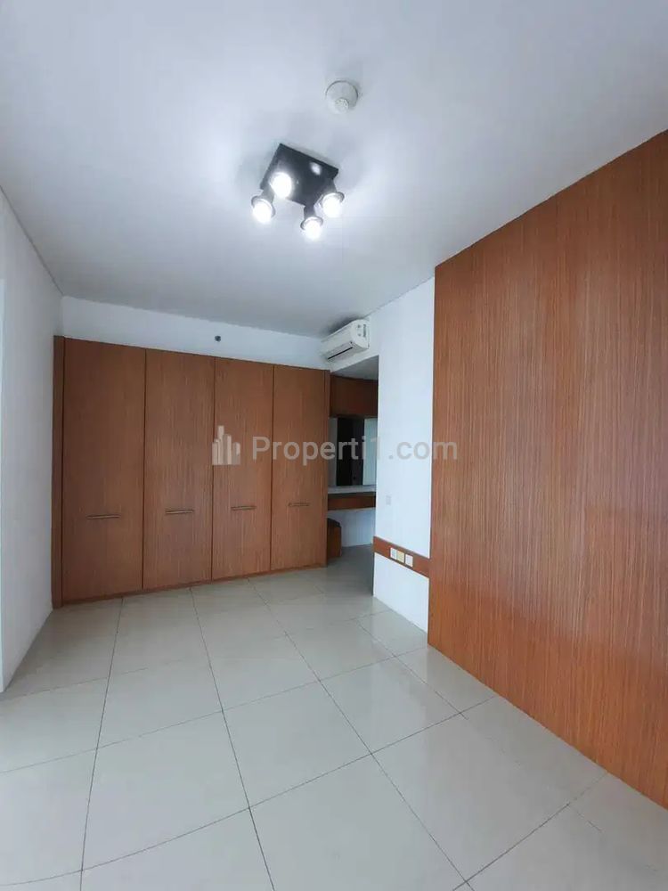 Dijual Apartemen Kemang Village, Jakarta Selatan - 3+1 BR Full Furnished