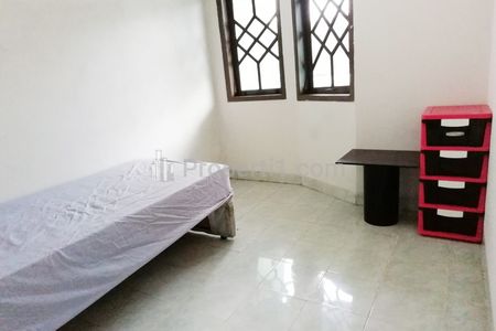 Sewa Kost Putra Dekat Transmart Majapahit Semarang, Central City Mall, RS Pelita Anugerah, Universitas STEKOM Semarang, Koeta Toea Semarang