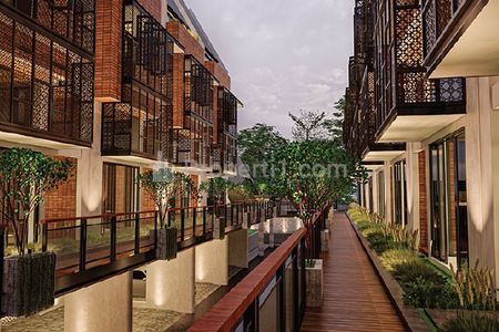 Rumah Townhouse dengan Jogging Track