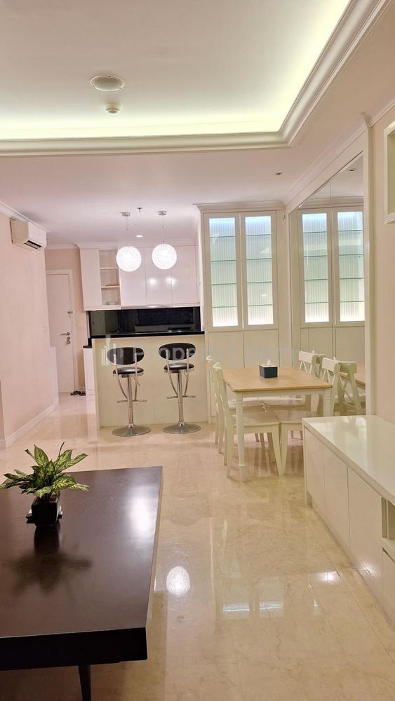 Disewakan Apartemen L’Avenue 2+1BR Full Furnished