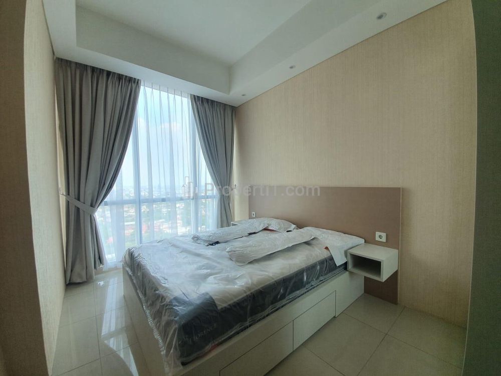 Jual Apartemen Kemang Vilage Tower Empire Tipe 3+1 BR Full Furnished