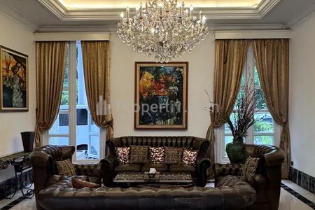 Dijual Residential Mansion Classic House Cinere, 7BR Furnished Luas Bangunan 1200m2