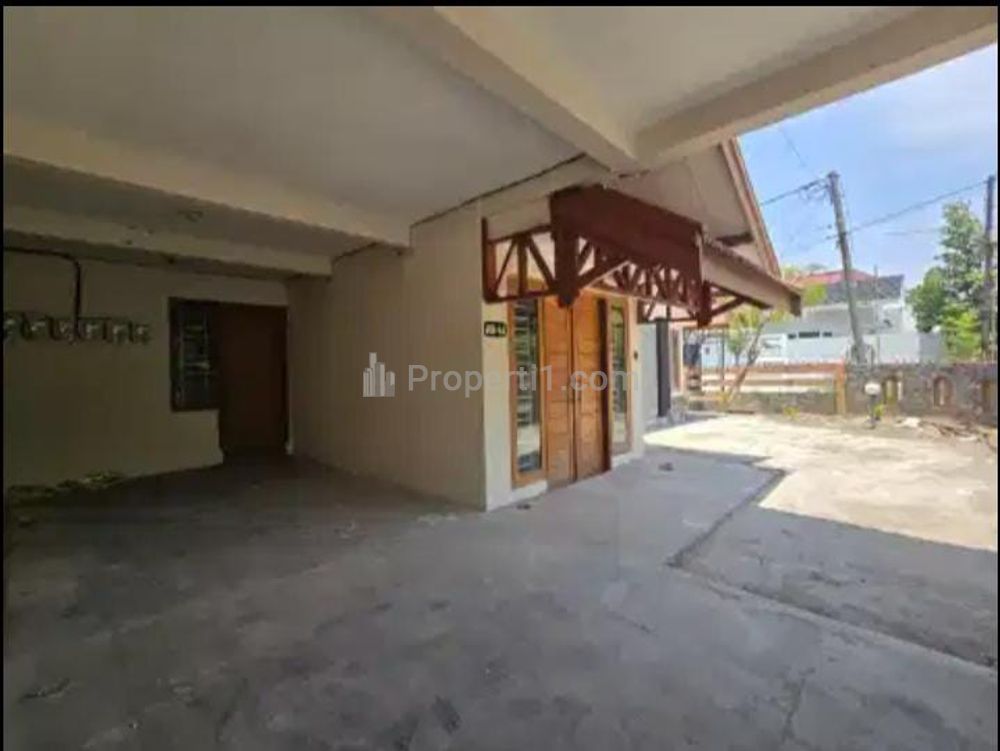 Dijual Rumah Pojokan di Taman Pinang, Sidoarjo