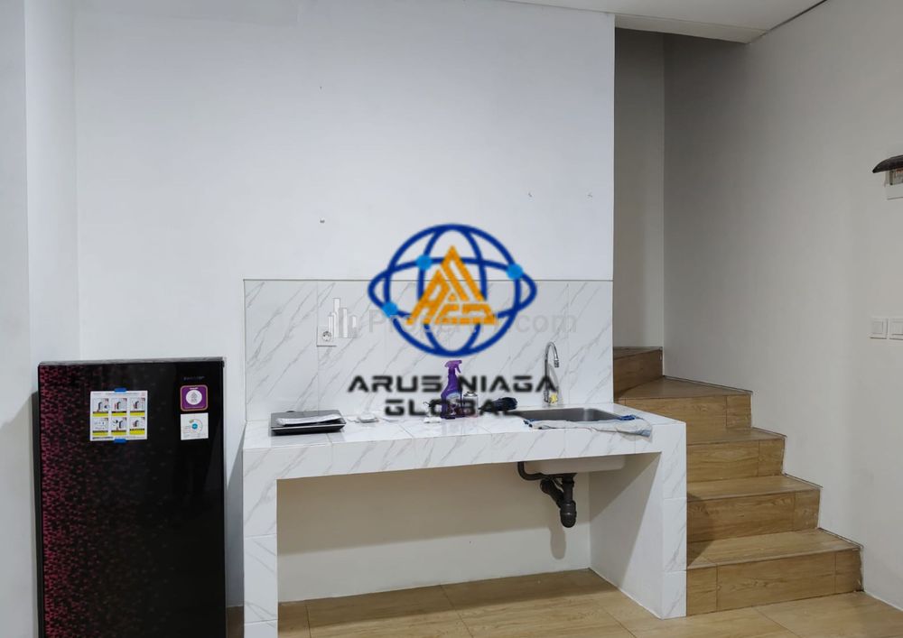Disewakan Rumah Semi Furnished di Perumahan South Travertine Cikarang Bekasi
