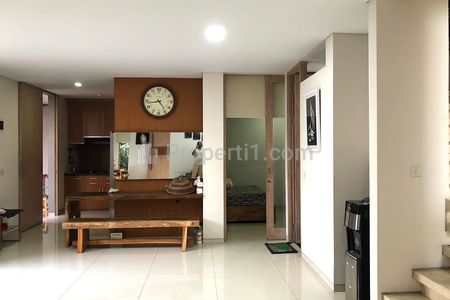 Jual Rumah Minimalis Komplek Villasa Town House Jakarta Timur