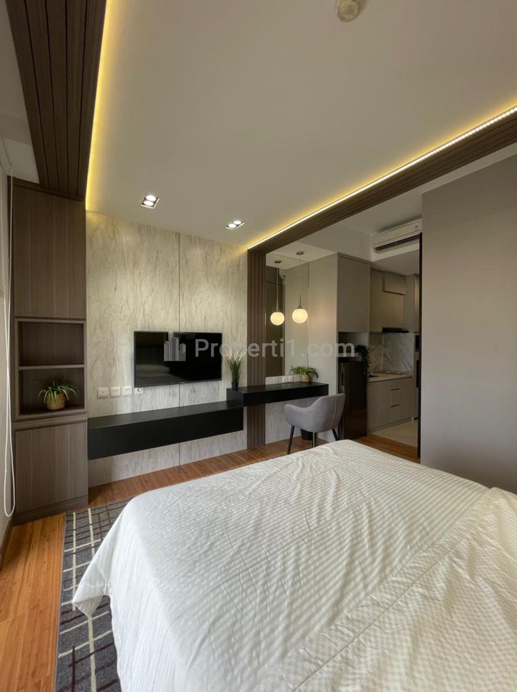 Sewa Apartemen Sudirman Hill Residences Type Studio Full Furnished, Dekat Rumah Sakit Mintohardjo dan Bendungan Hilir