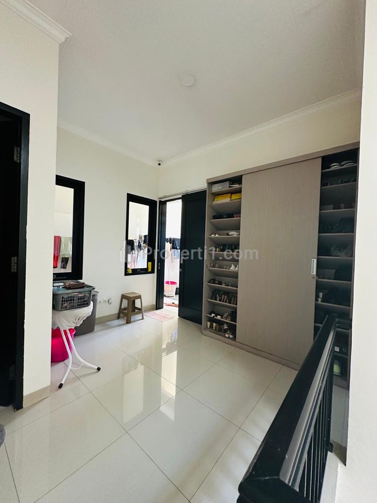 Dijual Rumah 2 Lantai Murah, Luas dan Full Furnish di Jatimakmur, Pondok Gede, Bekasi