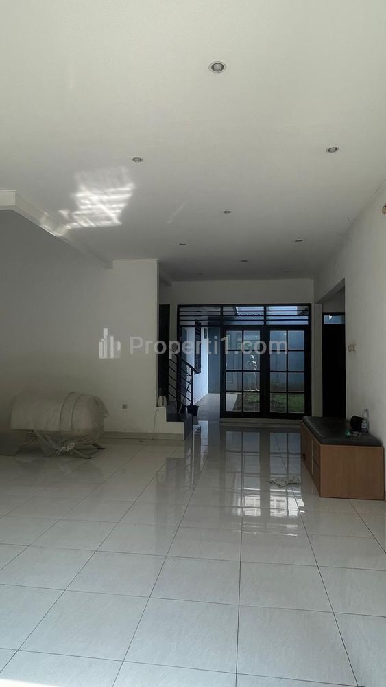 Dijual Rumah di Bintaro Sektor 2, Rengas, Ciputat Timur, Tangerang Selatan