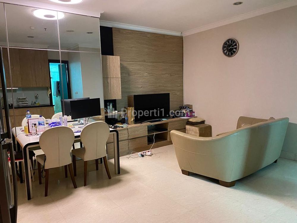Disewakan Apartemen Residence 8 at SCBD Area – 2 BR Luas 94 m2 Furnished