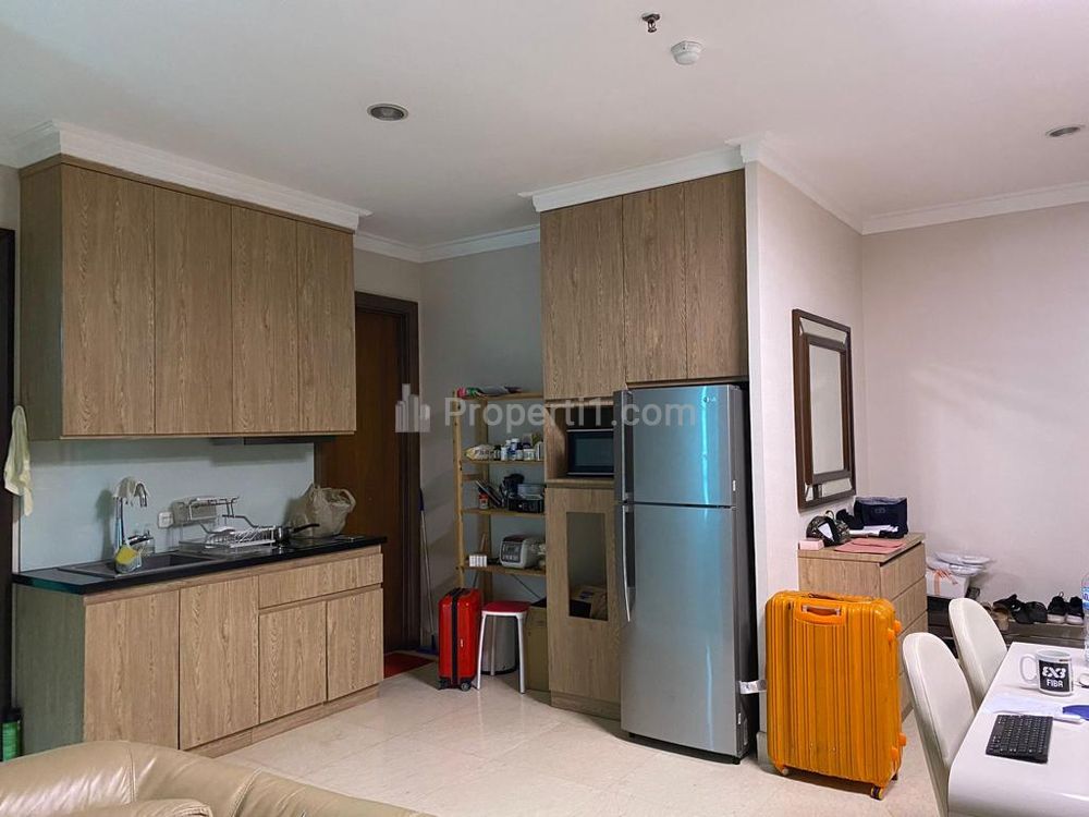 Disewakan Apartemen Residence 8 at SCBD Area – 2 BR Luas 94 m2 Furnished