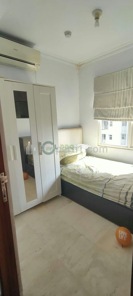 Sewa Apartemen Royal Mediterania 2 Kamar 53m2 Dekat CP Mall Jakarta Barat