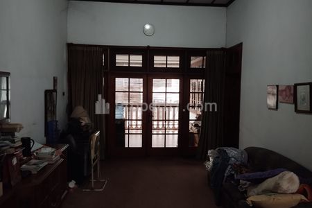 Dijual Rumah di Jln Gayungsari Barat, Surabaya Selatan